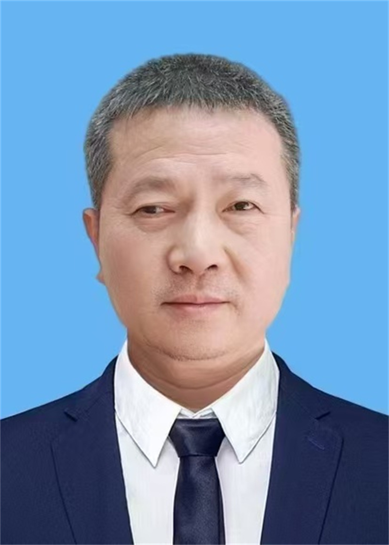 杨 杨.jpg