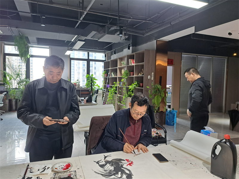 微信图片_20251113115527 微信图片_20251113115527.jpg