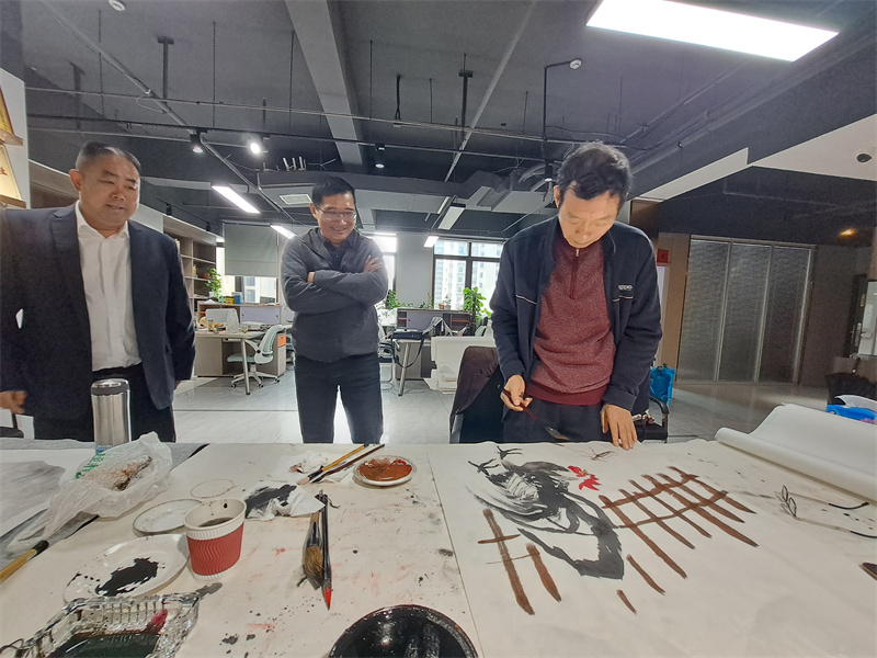 微信图片_20251113115516 微信图片_20251113115516.jpg