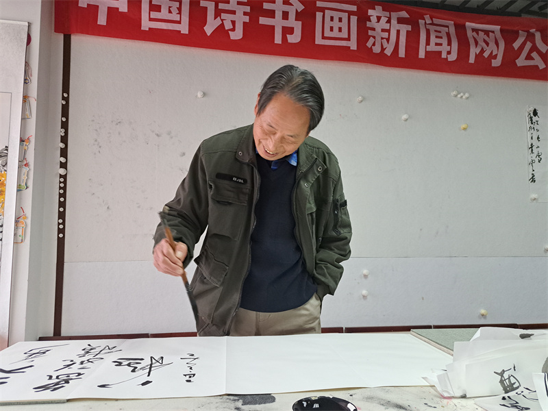 微信图片_20251203221430 微信图片_20251203221430.jpg